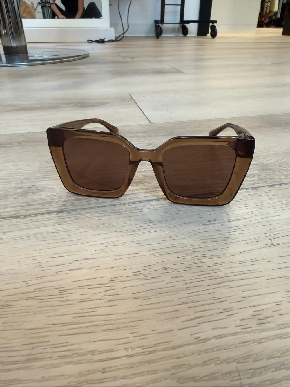 Stylish Brown Square Women’s Sunglasses